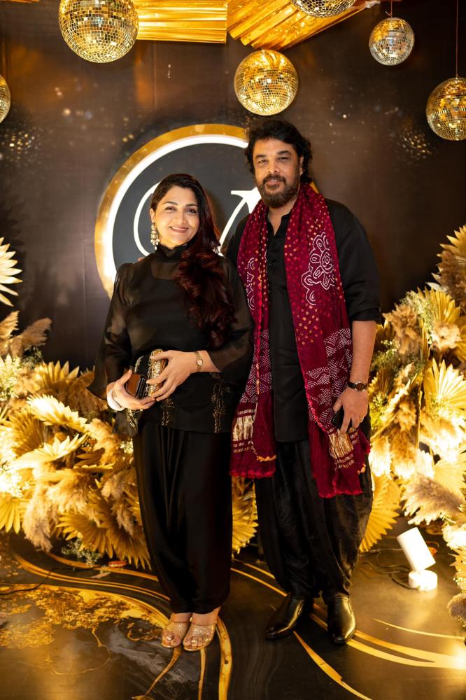 varalaxmi-nicholai-vn-sangeeth-function-vip-photos